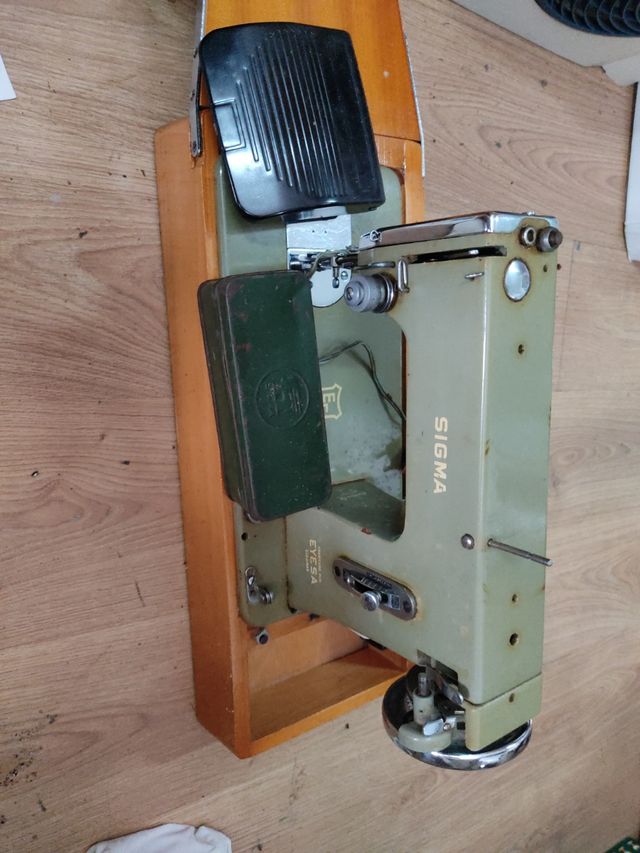 Maquina de coser Sigma