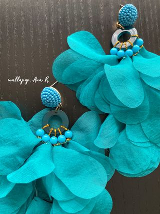 Flor y pendientes azul verde turquesa flamenca