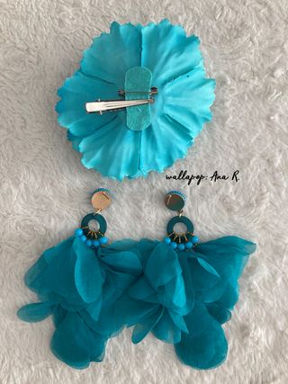 Flor y pendientes azul verde turquesa flamenca