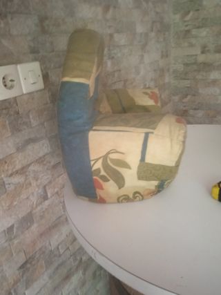 Sofa juguete y silla madera
