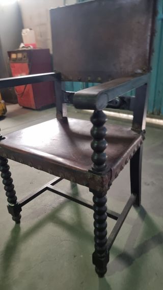 Sillón castellano antiguo