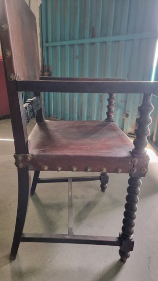 Sillón castellano antiguo