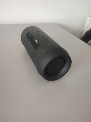 Altavoz bluetooth pequeño