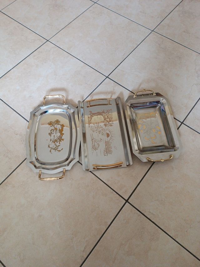 Tris di vassoi in acciaio inox 