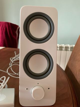 Altavoces Logitech Z200