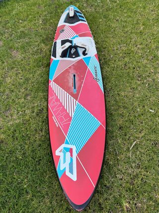 Windsurf in carbonio Fanatic Triwave 79l