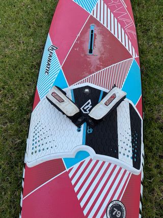 Windsurf in carbonio Fanatic Triwave 79l