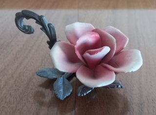 Portacandela a forma di rosa con manico