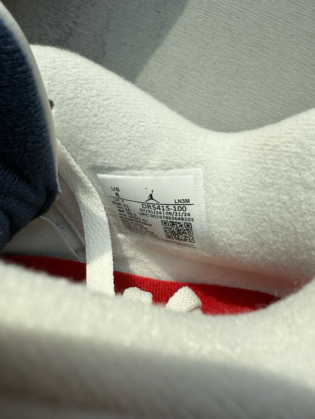 Jordan 4 SB Navy T41