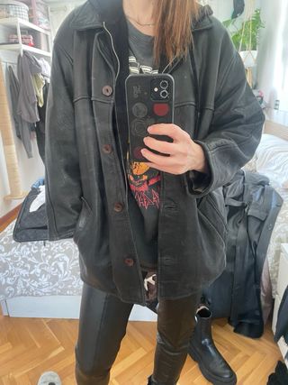 Chaqueta de piel negra 