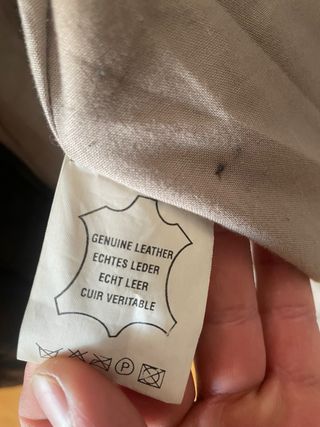 Chaqueta de piel negra 