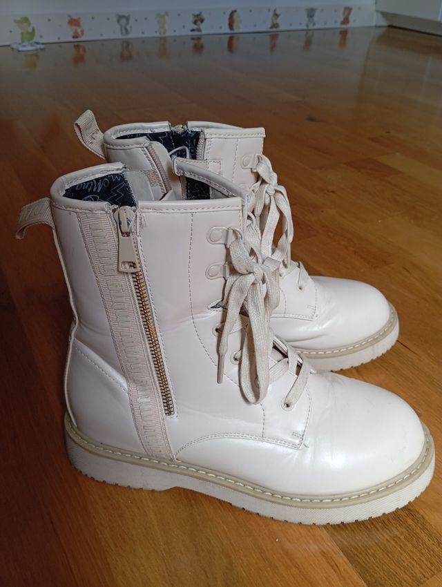 Botas Mustang talla 38