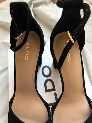 Sandali donna neri con tacco largo