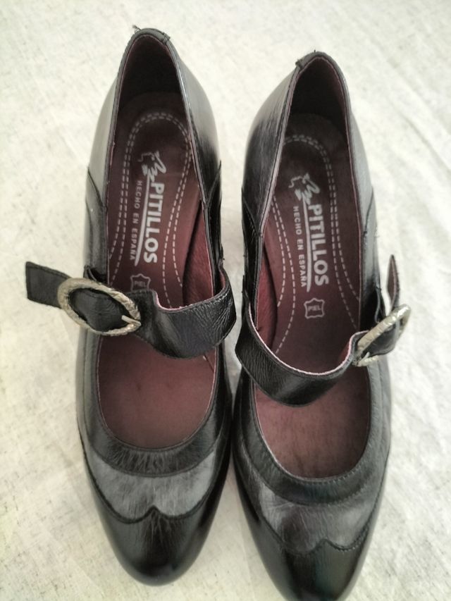 Zapatos núm 38 marca Pitillos