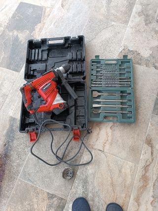 Martillo electroneumatico y accesorios