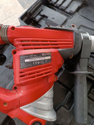 Martillo electroneumatico y accesorios