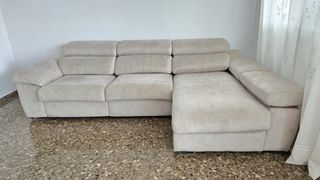 Sofá con cheslong