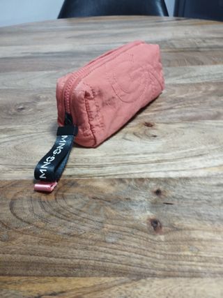 Estuche de maquillaje Mango