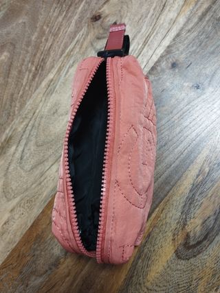 Estuche de maquillaje Mango