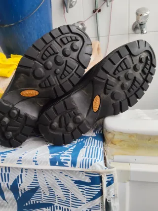 Vendo botas de montaña