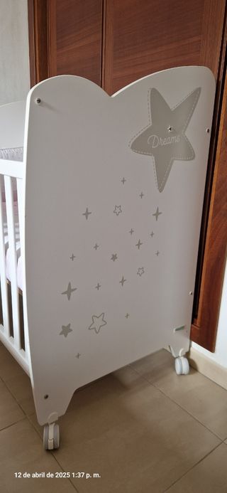Cuna "MiCuna" NUEVA SIN ESTRENAR 120x60