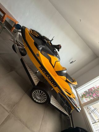 Moto de agua Seadoo 300 RXT