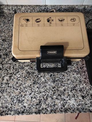 Barbacoa o parrillada portatil