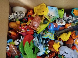 Scatola sorprese Kinder ecc