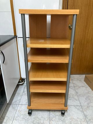 Mueble Hifi con ruedas
No lo envio