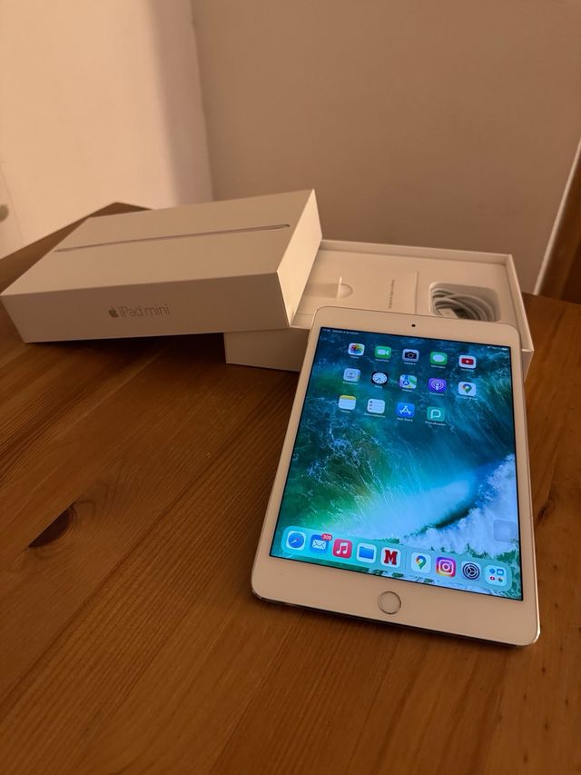 iPad mini 4 128Gb