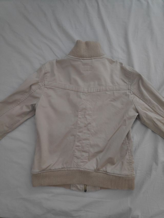 CAZADORA BEIGE PARA MUJER