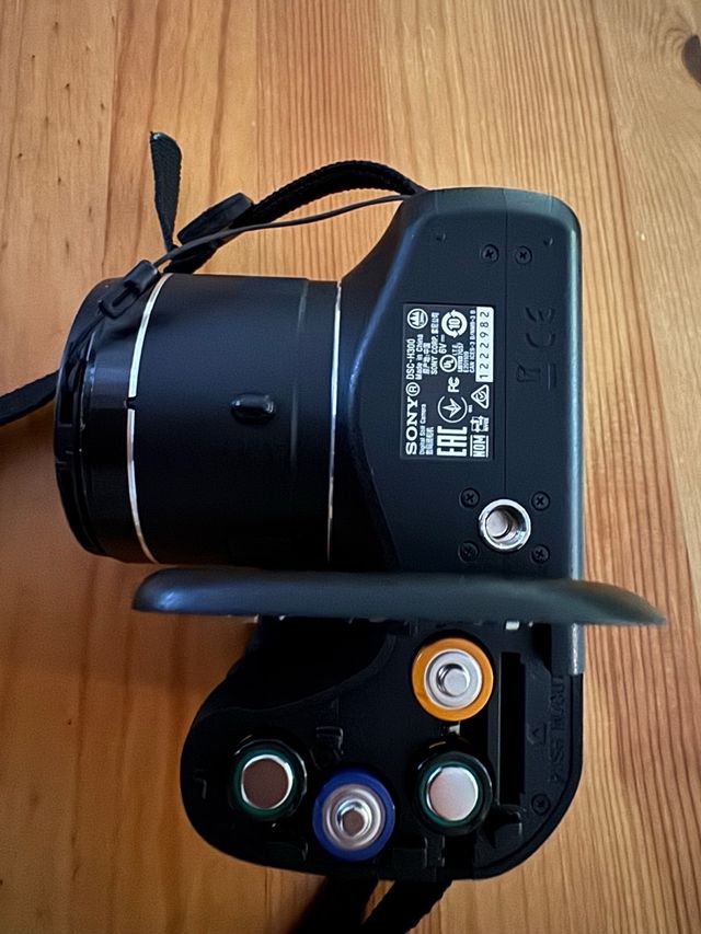 Cámara Cibershot Sony zoom óptico 35x