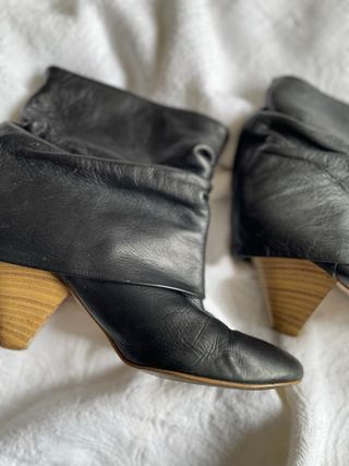 BOTAS DE CUERO/PIEL (3)
