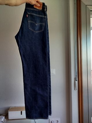 Pantalón jeans Levis 751