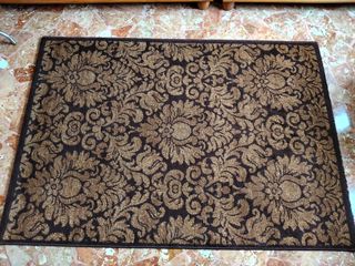 Tappeto marrone e beige