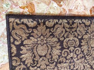 Tappeto marrone e beige