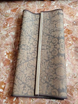 Tappeto marrone e beige