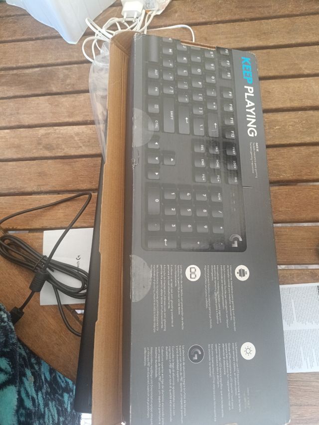 Logitech G413 SE teclado