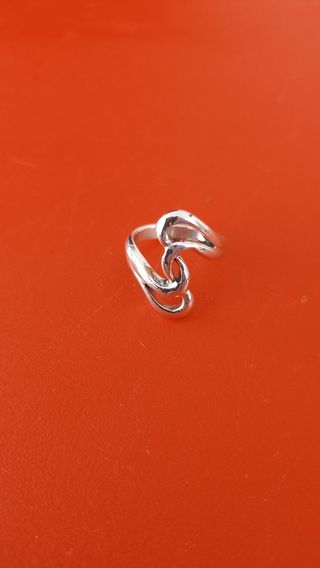 Anillo de plata
