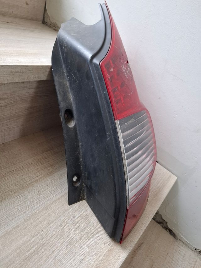 Faro derecho scenic II 2003-2009