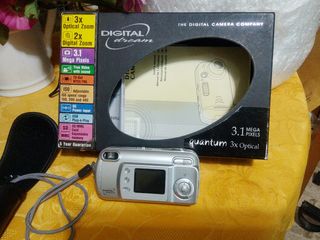 Fotocamera digitale 3 . 1 mega pixels