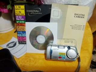 Fotocamera digitale 3 . 1 mega pixels