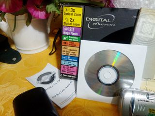 Fotocamera digitale 3 . 1 mega pixels