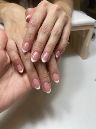 Servicio de Manicura y Pedicura 