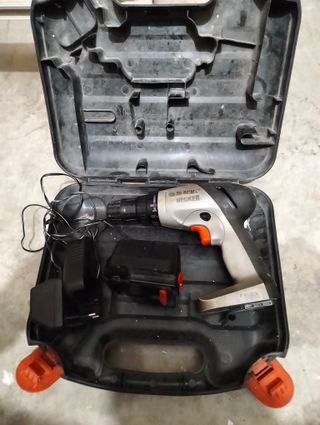 Taladro inalámbrico Black & Decker