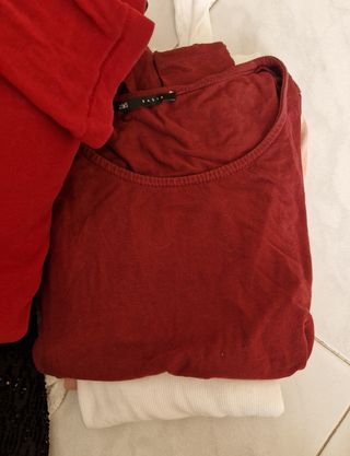 Svendita maglie, top, vestitini, camicie