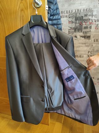 Traje para eventos de Selinac 