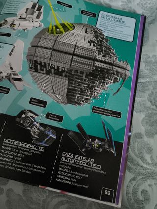 LEGO® Star Wars. El lado oscuro: (incluye una minifigura de un droide de combate)