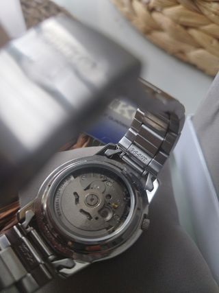 Seiko 5, automático, nuevo.