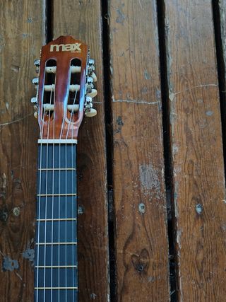 Guitarra clásica cuerdas de nylon